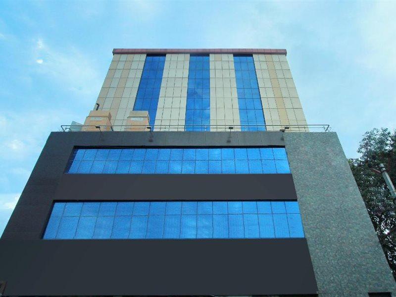Hotel Tiruchendur Mani Iyer Palani Exteriör bild
